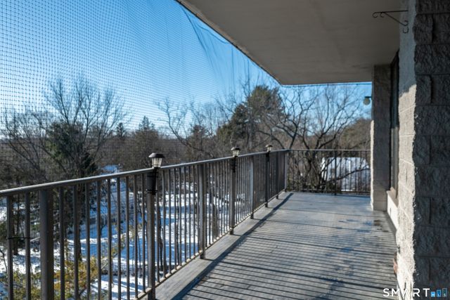 3200 Park Avenue 5F1, Bridgeport, CT 06604