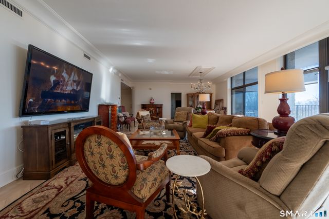 3200 Park Avenue 5F1, Bridgeport, CT 06604