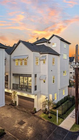 4022 Blossom Street, Houston, TX 77007