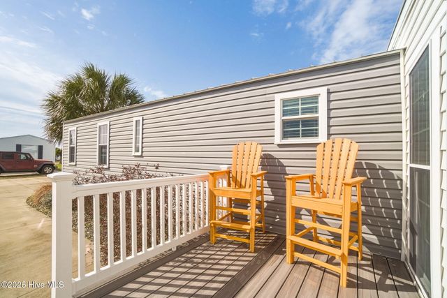 201 Snow Goose Lane, Newport, NC 28570