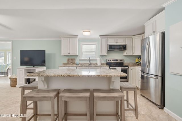 201 Snow Goose Lane, Newport, NC 28570