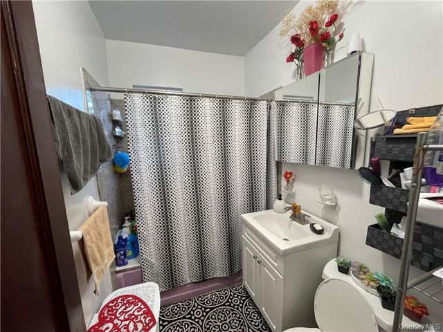 1616 Pilgrim Avenue, Bronx, NY 10461