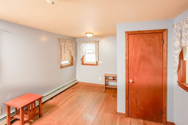 24 Railroad Ave, Dudley, MA 01507