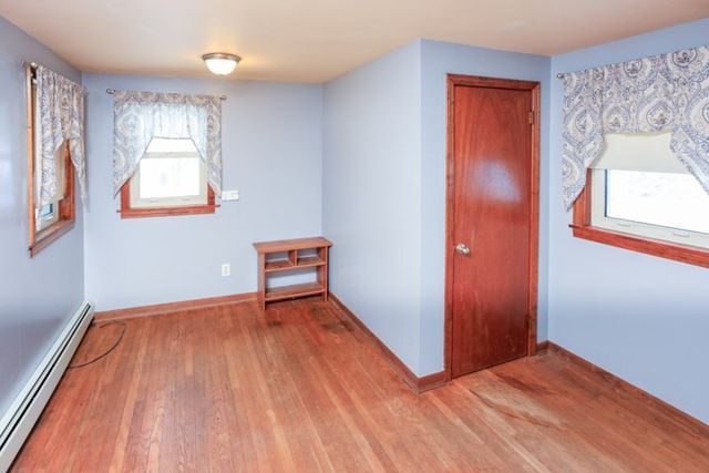 24 Railroad Ave, Dudley, MA 01507