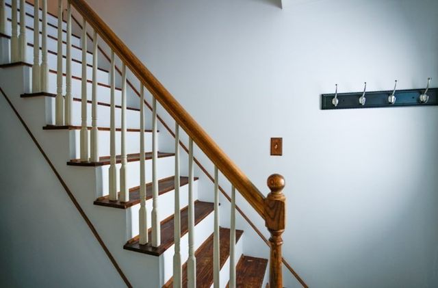 24 Railroad Ave, Dudley, MA 01507