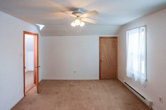 24 Railroad Ave, Dudley, MA 01507