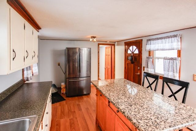 24 Railroad Ave, Dudley, MA 01507