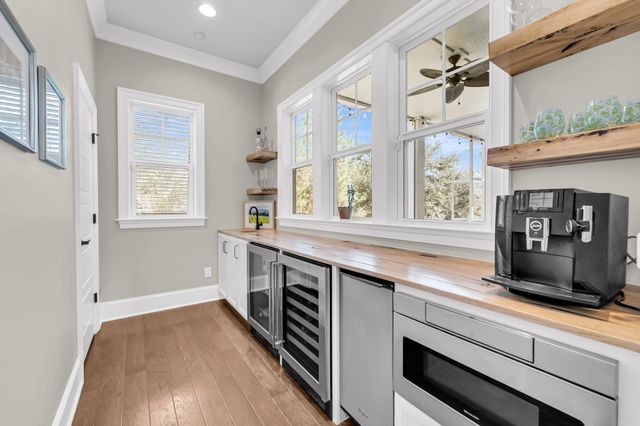 1618 Fort Palmetto Circle, Mount Pleasant, SC 29466