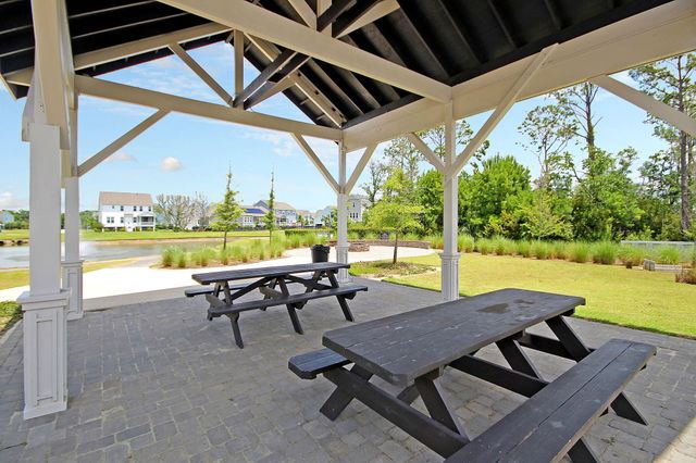 1618 Fort Palmetto Circle, Mount Pleasant, SC 29466