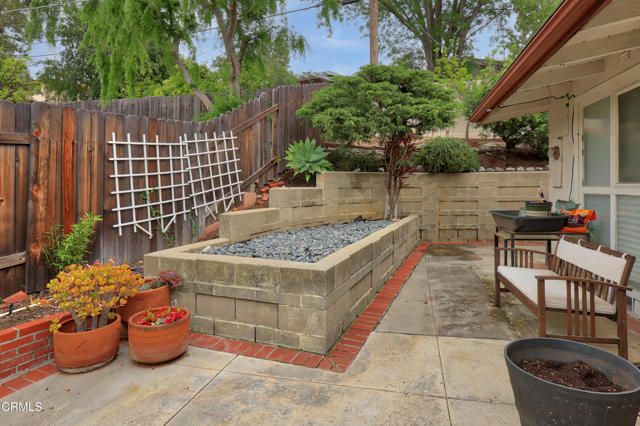 400 Glenullen Drive, Pasadena, CA 91105