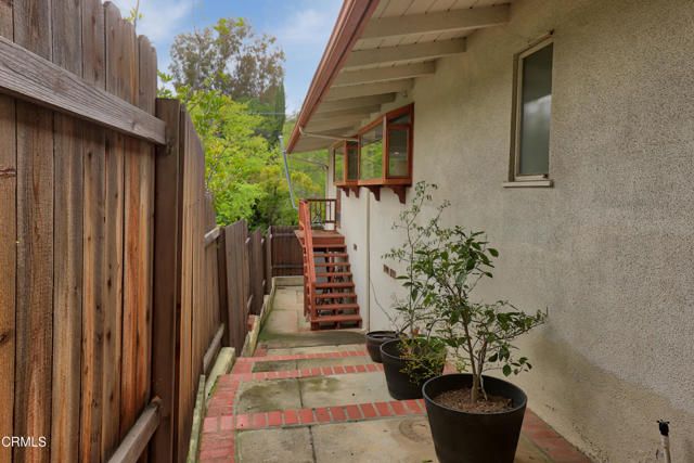 400 Glenullen Drive, Pasadena, CA 91105