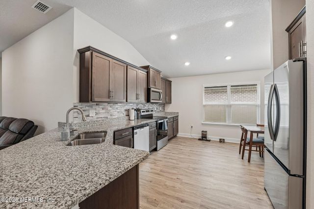 3089 LAUREL SPRINGS Drive, Green Cove Springs, FL 32043