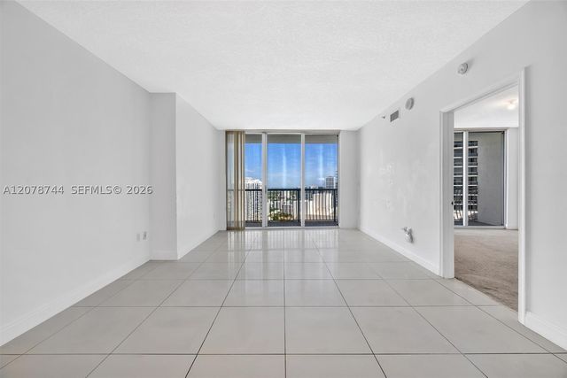 1750 N Bayshore Dr 4011, Miami, FL 33132