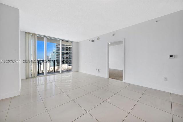 1750 N Bayshore Dr 4011, Miami, FL 33132