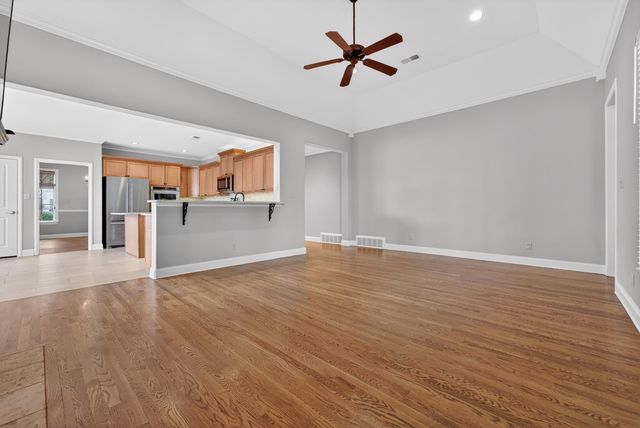 1944 LAUREL LN, Collierville, TN 38139