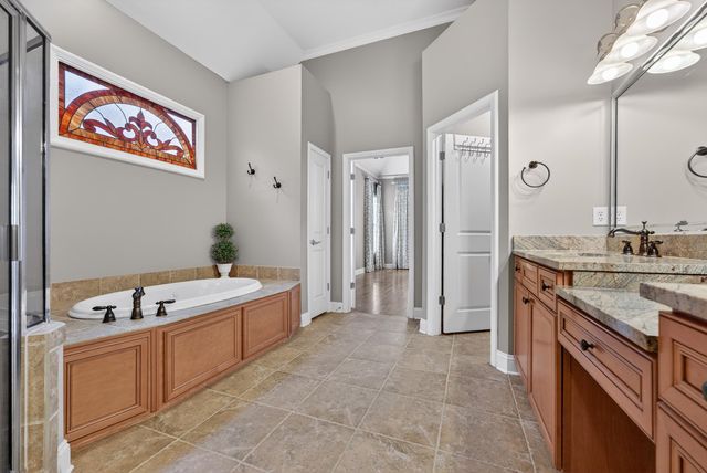 1944 LAUREL LN, Collierville, TN 38139