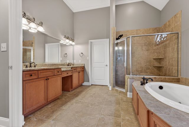 1944 LAUREL LN, Collierville, TN 38139