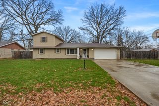 202 Cottonwood Drive, Anderson, IN 46012