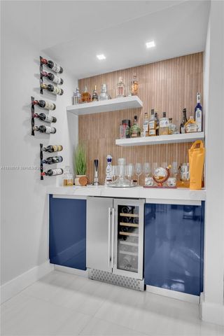 4737 NW 98th Pl, Doral, FL 33178