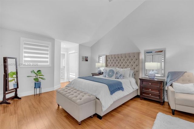 4737 NW 98th Pl, Doral, FL 33178