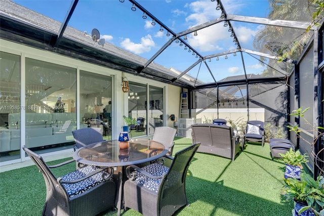 4737 NW 98th Pl, Doral, FL 33178