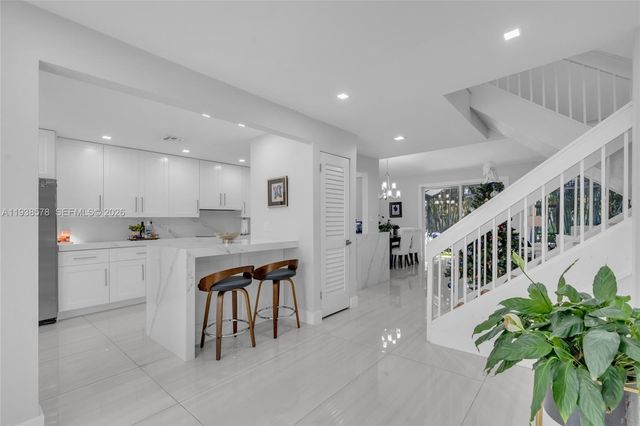 4737 NW 98th Pl, Doral, FL 33178