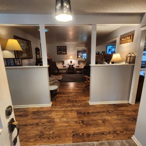 2503 Crescent Drive, Horseshoe Bend, AR 72512