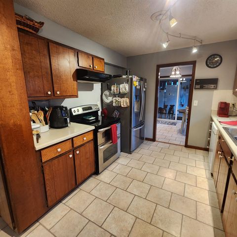 2503 Crescent Drive, Horseshoe Bend, AR 72512