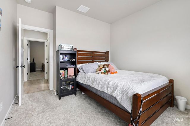 727 Satia Ln, Kimberly, ID 83341