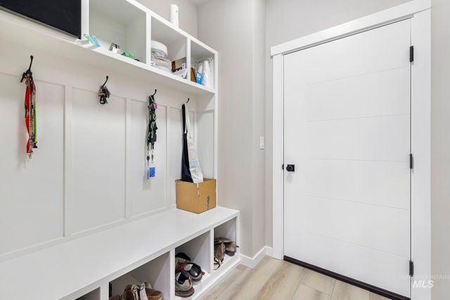 727 Satia Ln, Kimberly, ID 83341