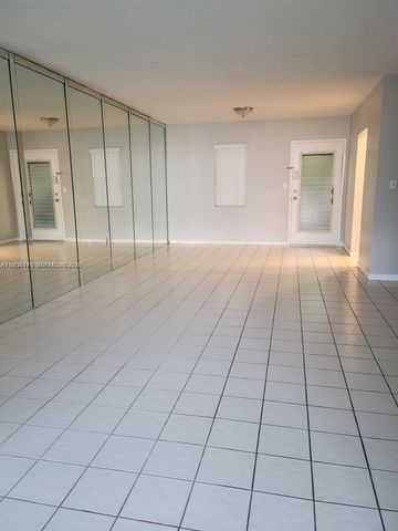 1800 SW 81st Avenue 1105, North Lauderdale, FL 33068