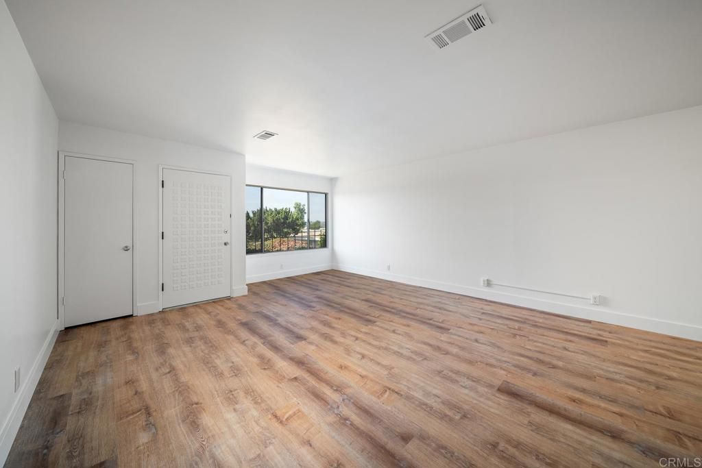 Image 10 of property listing at 3839 Vista Campana S 44, Oceanside, CA 92057