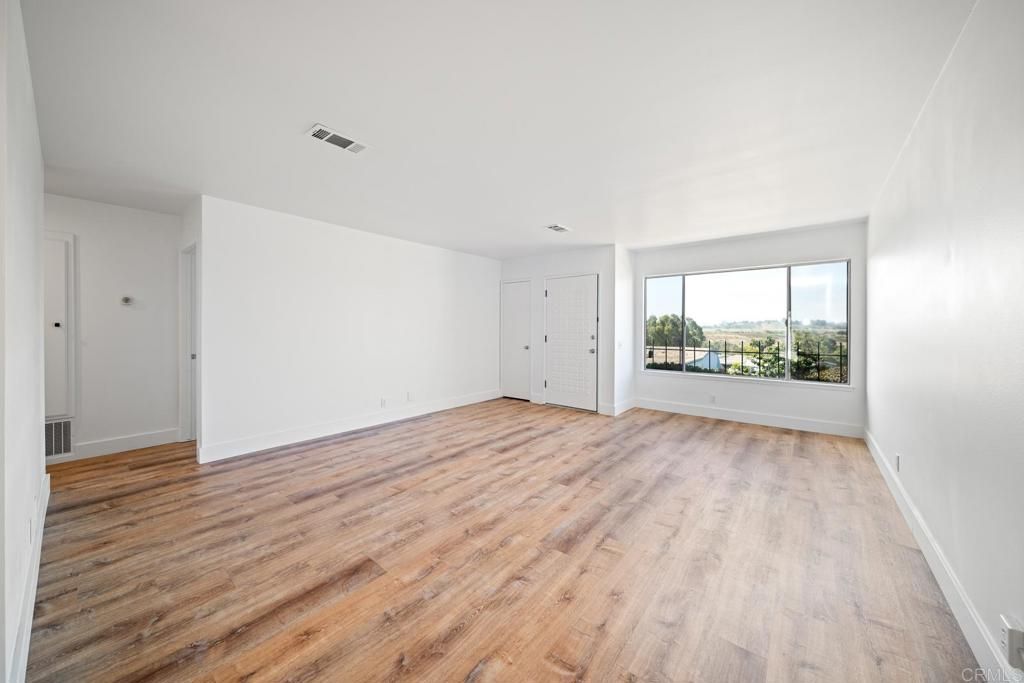 Image 11 of property listing at 3839 Vista Campana S 44, Oceanside, CA 92057