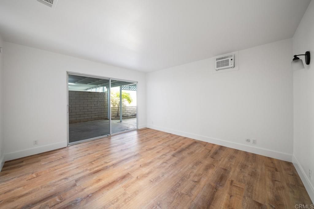Image 14 of property listing at 3839 Vista Campana S 44, Oceanside, CA 92057