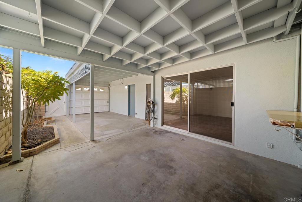 Image 23 of property listing at 3839 Vista Campana S 44, Oceanside, CA 92057