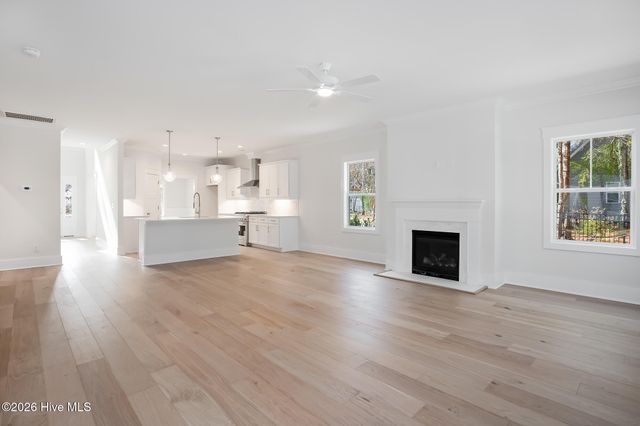 8233 Sage Valley Drive, Wilmington, NC 28411