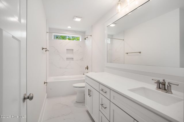 8233 Sage Valley Drive, Wilmington, NC 28411