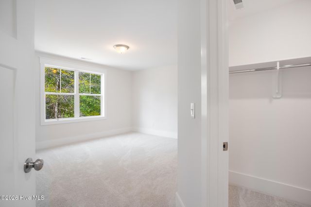 8233 Sage Valley Drive, Wilmington, NC 28411