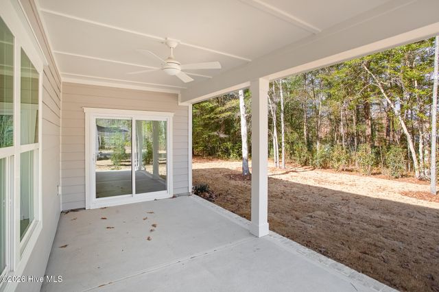 8233 Sage Valley Drive, Wilmington, NC 28411