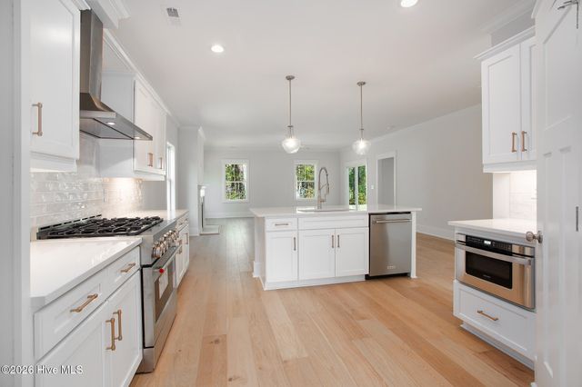 8233 Sage Valley Drive, Wilmington, NC 28411