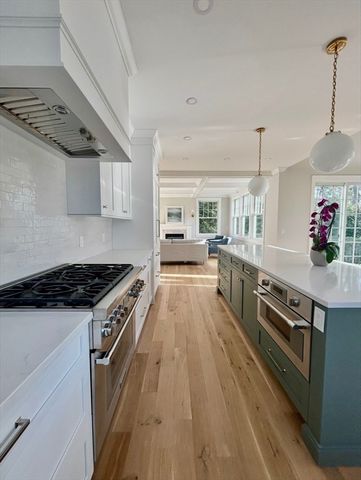 36 Yorkshire Rd, Dover, MA 02030