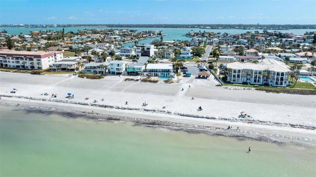 2700 GULF BOULEVARD 1E, Belleair Beach, FL 33786