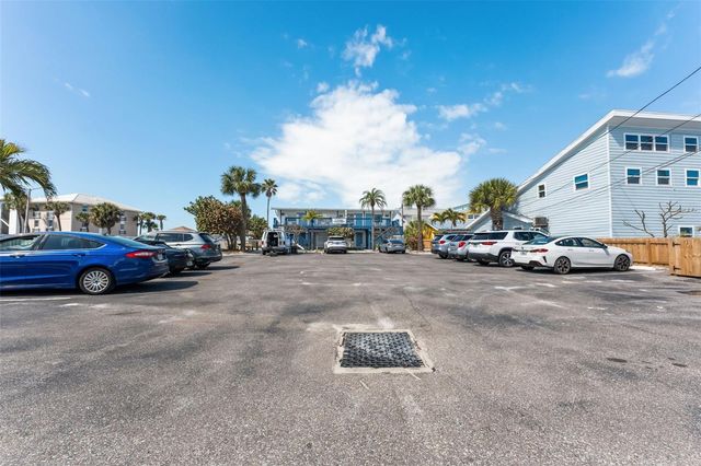 2700 GULF BOULEVARD 1E, Belleair Beach, FL 33786