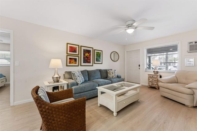 2700 GULF BOULEVARD 1E, Belleair Beach, FL 33786