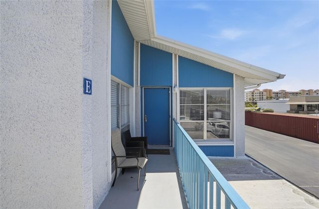 155 MEDALLION BOULEVARD E, Madeira Beach, FL 33708