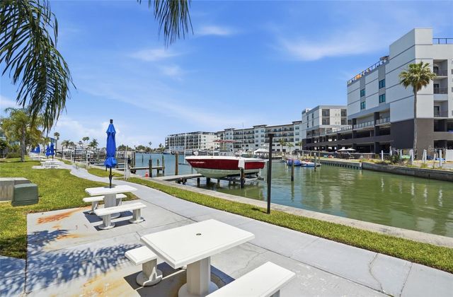 155 MEDALLION BOULEVARD E, Madeira Beach, FL 33708