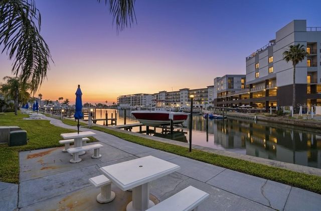 155 MEDALLION BOULEVARD E, Madeira Beach, FL 33708