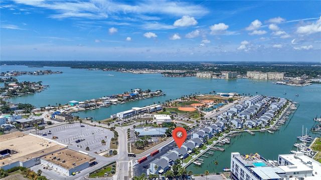 155 MEDALLION BOULEVARD E, Madeira Beach, FL 33708