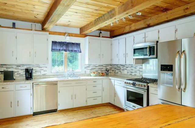 52 Island Pond Road, Derry, NH 03038