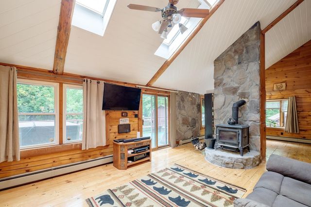 52 Island Pond Road, Derry, NH 03038